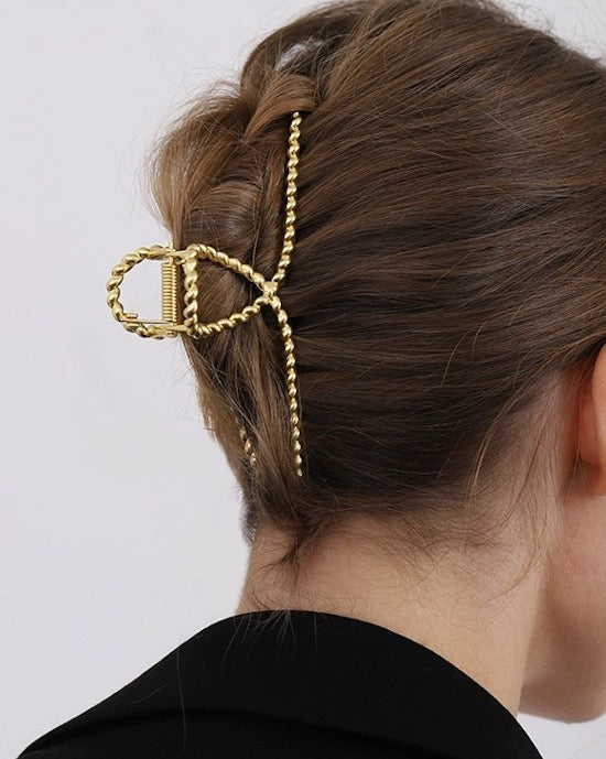 Matt gold twisted texture hair clip Gold n Silver • LanLivia