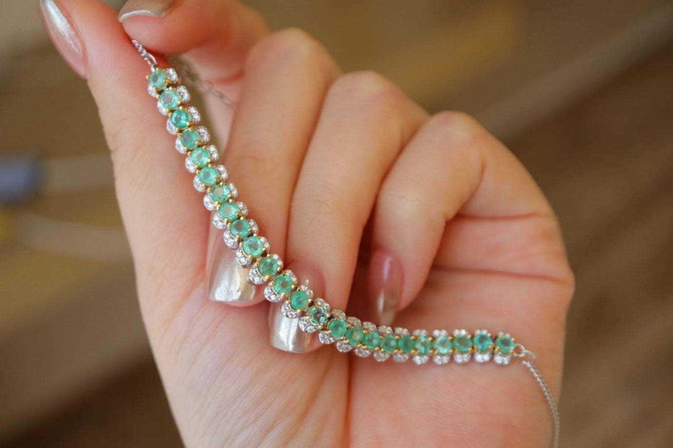 The Sparkling Debate: Laboratory Gemstones vs. Genuine Gemstones