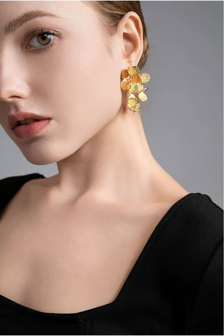 Elegant Flower Bouquet Earrings