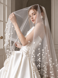 Cascading Lily of the Valley Pearl Bridal Veil
