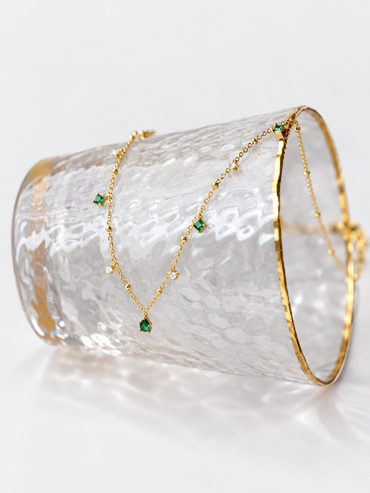 Vintage Emerald Dewdrop Delicate Necklace