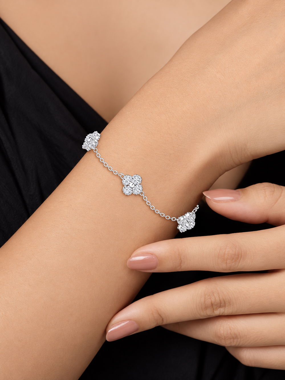 Eternal Clover Moissanite Bracelet