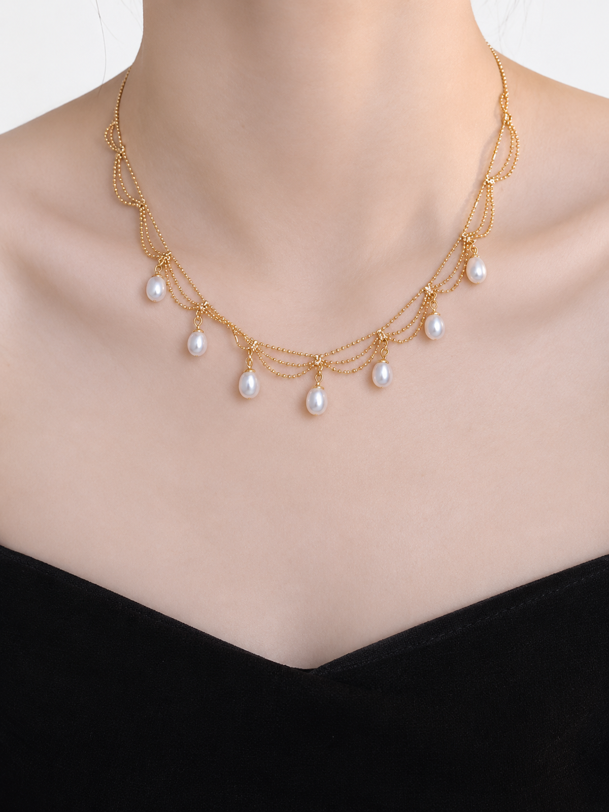 Lace Style Freshwater Pearl Necklace