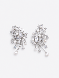 Starlight Pearl Bridal Jewelry Set featuring a matching necklace and earrings with luminous pearls and sparkling premium-grade zirconia accents.