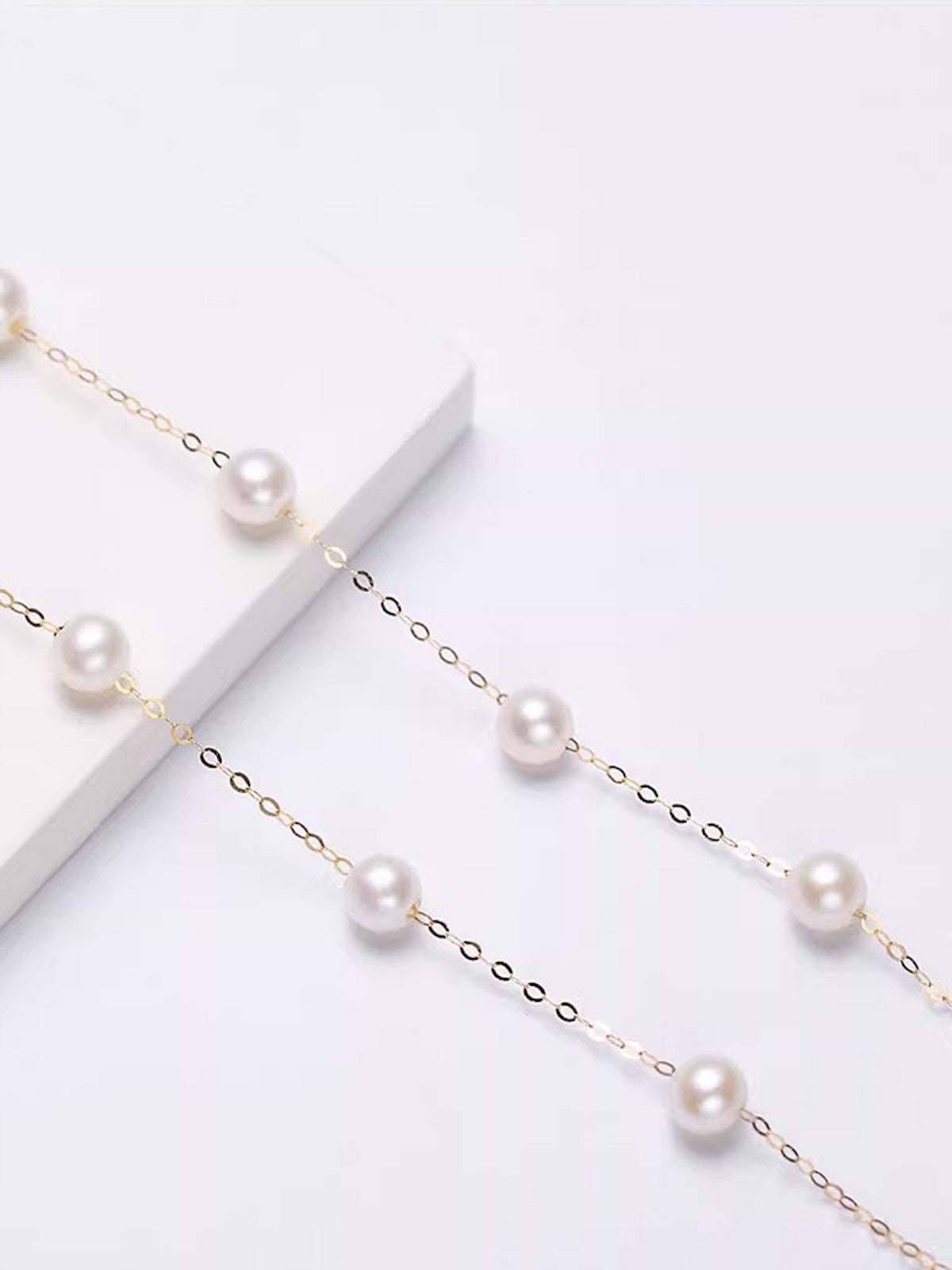 Floating Pearl Fine Chain Necklace