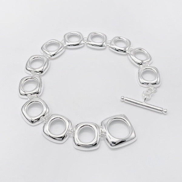 Bold Square Frame Links Bracelet