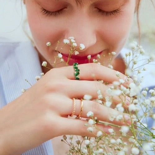 Emerald Floral Hoop - Royal Emerald-cut Ring