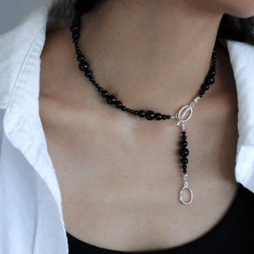 Minimalist Black Onyx Beads Necklace-Silver Closure