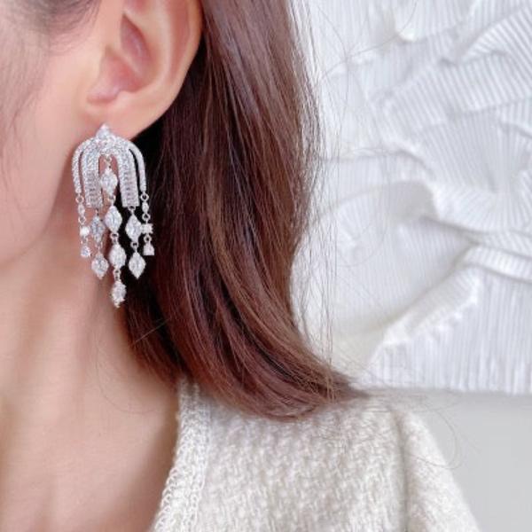 Royal French Arc Sparkling Earrings-3 colors