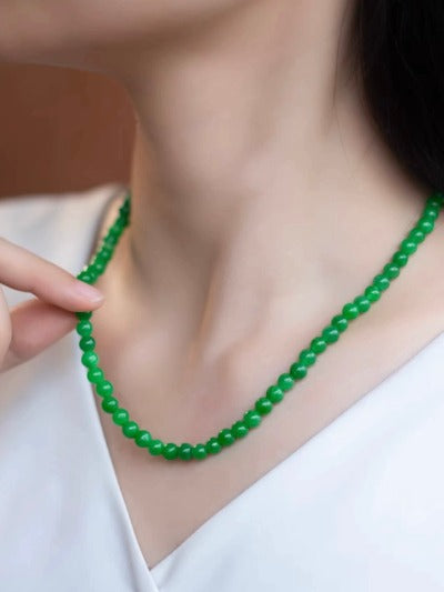 Timeless Vivid Green Jade Beads Necklace