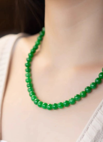 Timeless Vivid Green Jade Beads Necklace