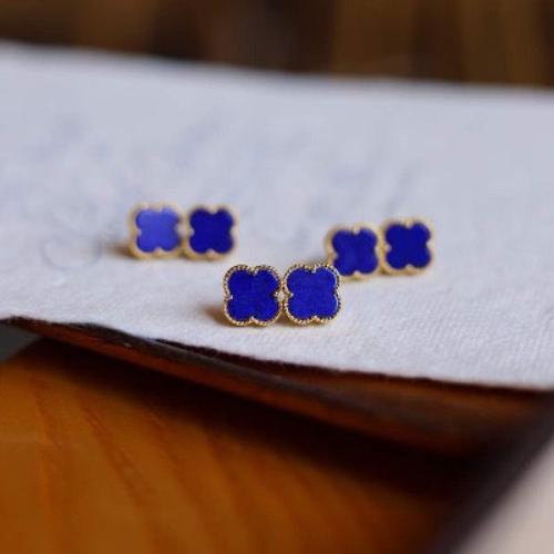 Minimalist Lapis Lazuli Lucky Clover Ear Studs