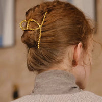 Minimalist Twisted Line Large Claw Hair Clip