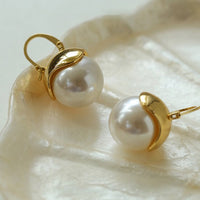 Chic Pearl Drop Earrings