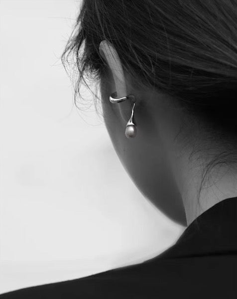 Geometric Line Ear Cuff with Pearl - One Piece