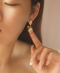 Vintage Rock Stone Design Sparkling Earrings