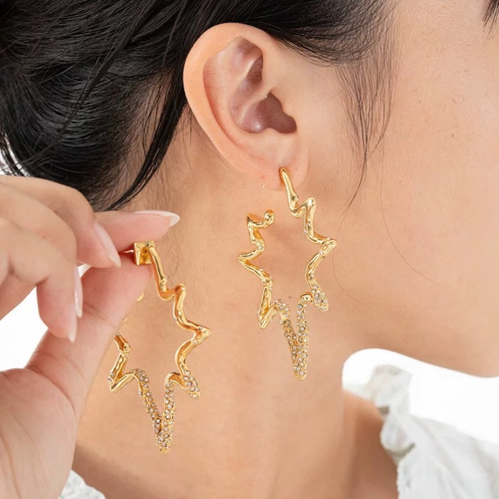 Luxurious Starfish Oversized Hoop Earrings