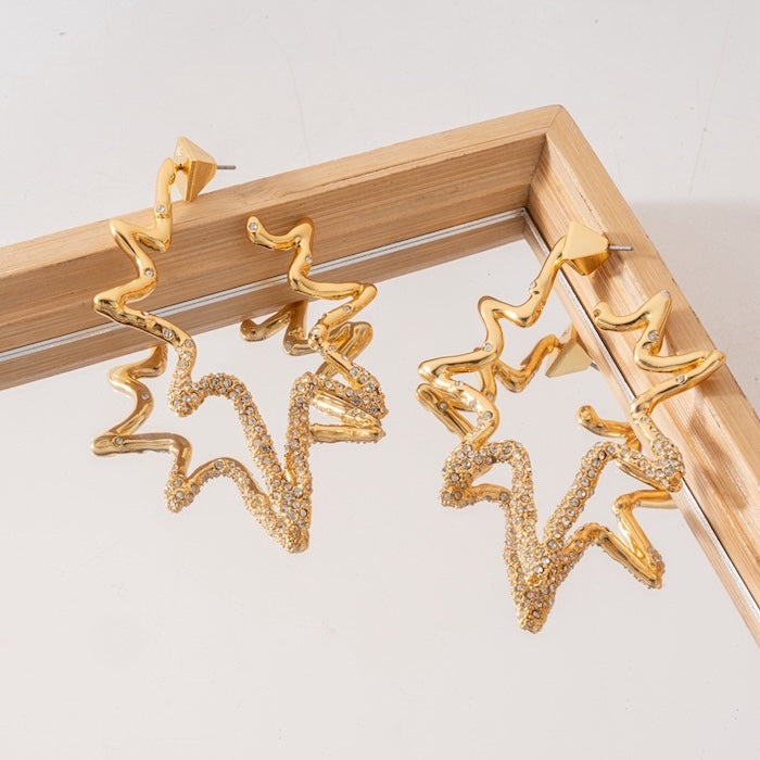 Luxurious Starfish Oversized Hoop Earrings