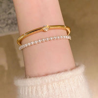 Unique Design Twinkled Star Bangles