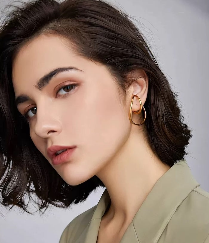 Geometric 3D fluid Line Ear Cuff-One Pair