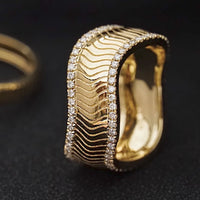 Luxurious Accordion Folds Textured Ring