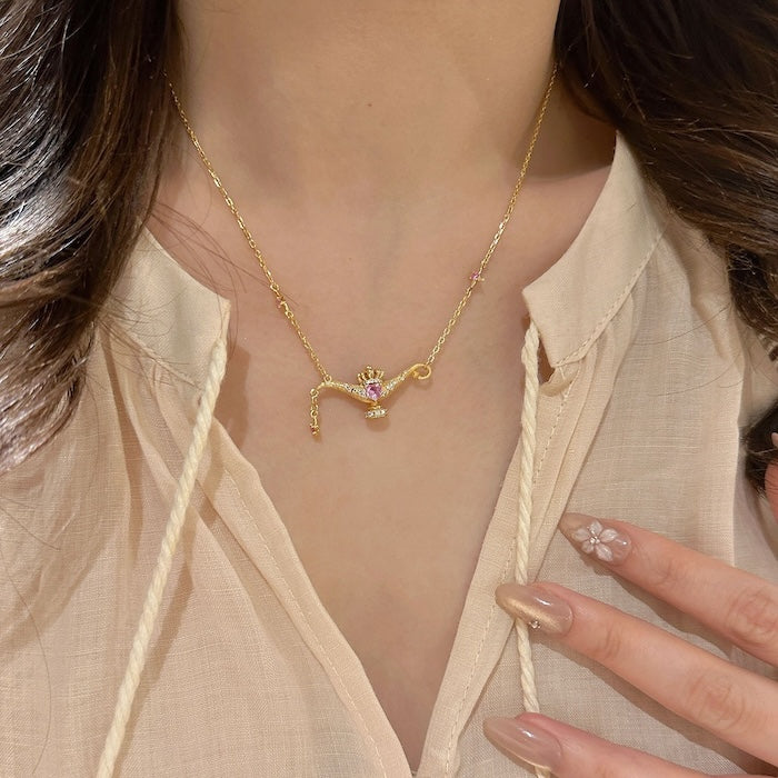The Magic Lamp Design Necklace