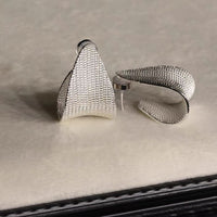 Bold Look Dazzling Chain Textured Earrings