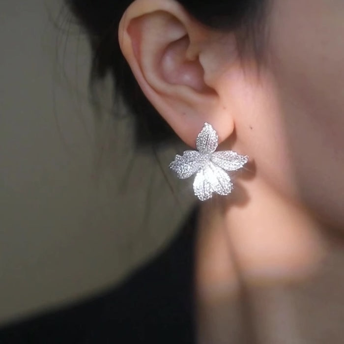 Dazzling Vivid Lily Flower Earrings