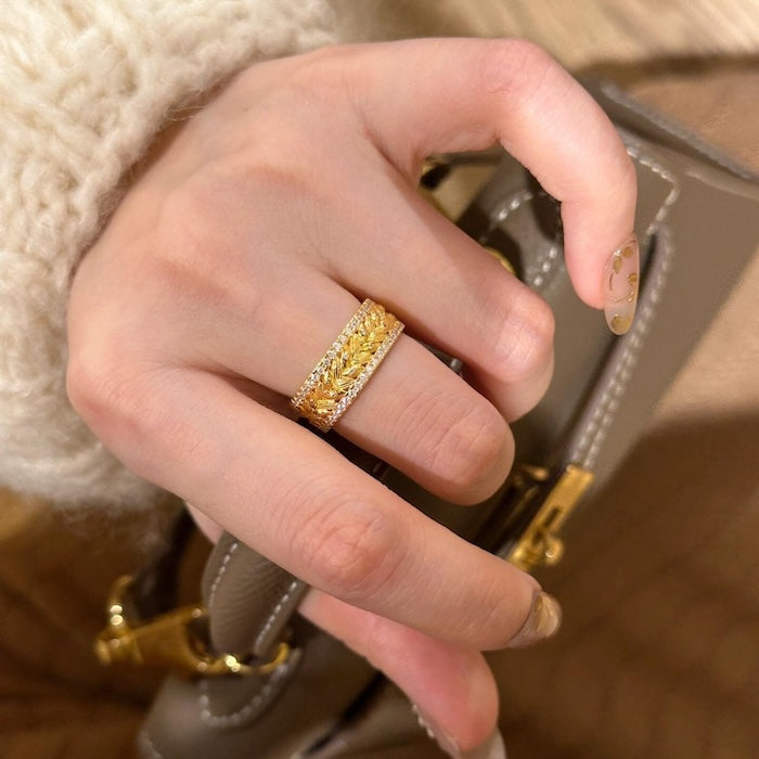 Golden Ears of Wheat Design Ring and Necklace