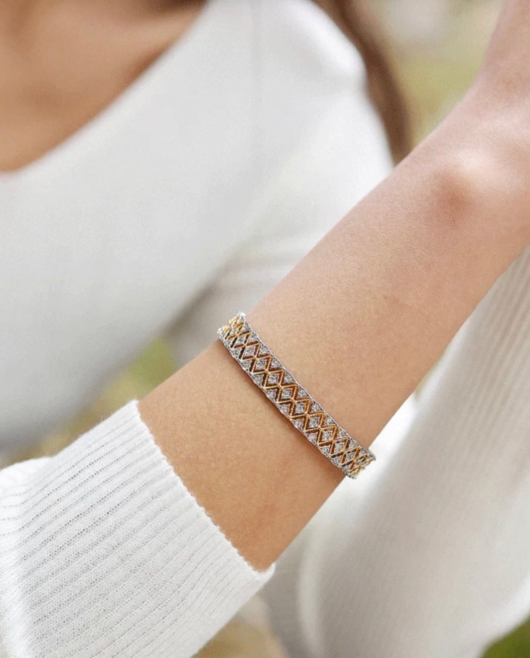 Two-Tone Honeycomb Sparkle Opening Bangle