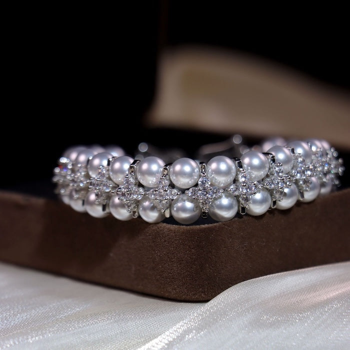Knitted Pearl Sparkling Luxury Bracelet