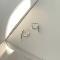 Minimalist Knotted Line Earrings – Silver n Black