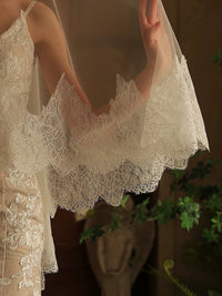 Cathedral Lace Bridal Veil – Royal Style - Iron it before use