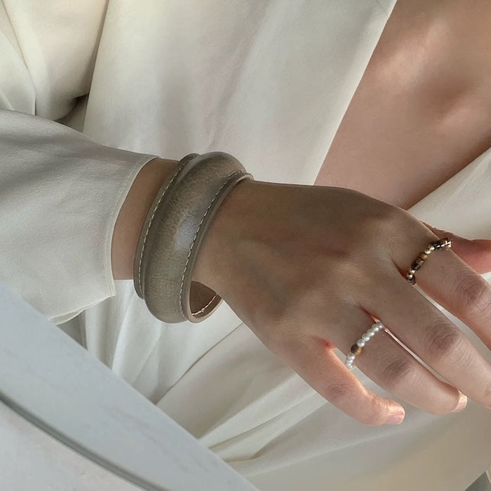 Chunky Minimalist Wide Leather Bangle