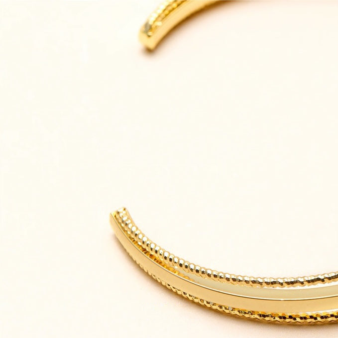 Minimalist Open Bangle Set – Gold & Silver
