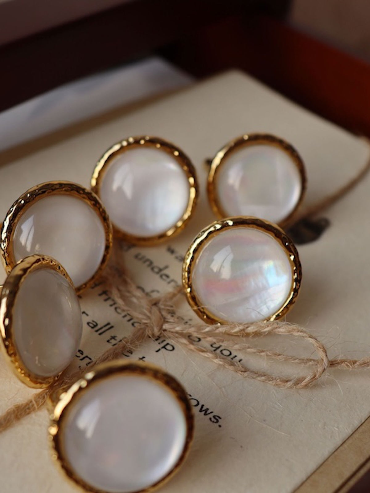 Vintage Mother of Pearl Dome Ring