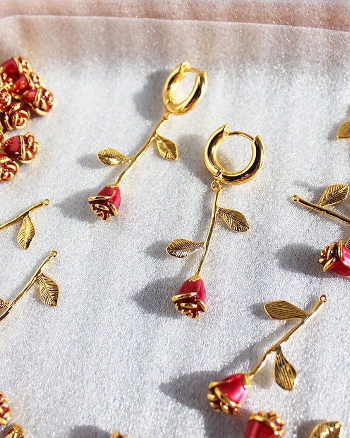 Romantic Red Rose Necklace and Earrings