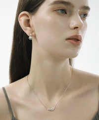 Elegant Smile Pearl Necklace