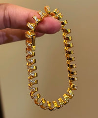 Dazzling Spiral Link Statement Bracelet