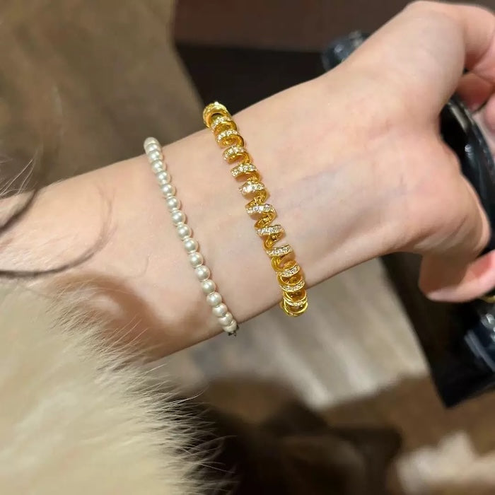 Dazzling Spiral Link Statement Bracelet