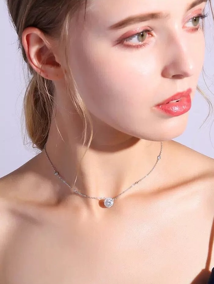 Star Halo Moissanite Necklace