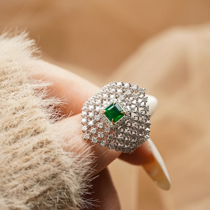 Chunky Shimmering Star Net Wide Ring