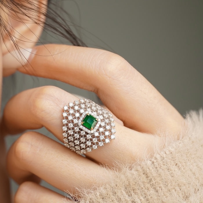 Chunky Shimmering Star Net Wide Ring