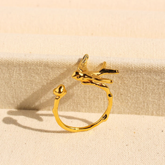 Artistic Swallow Bird Ring featuring a sculptural swallow bird design in gold and silver-tone finishes with an adjustable open-ring style.
