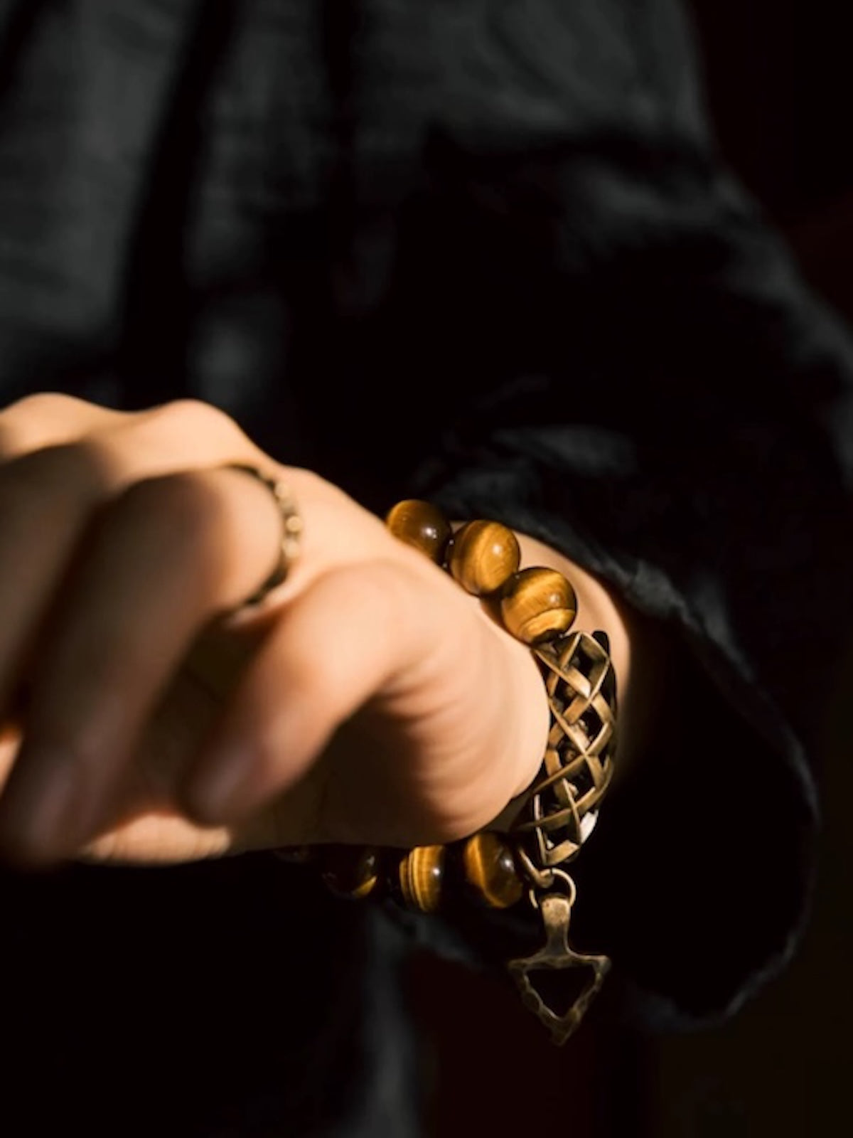 Unique Tiger's Eye Stone Bracelet