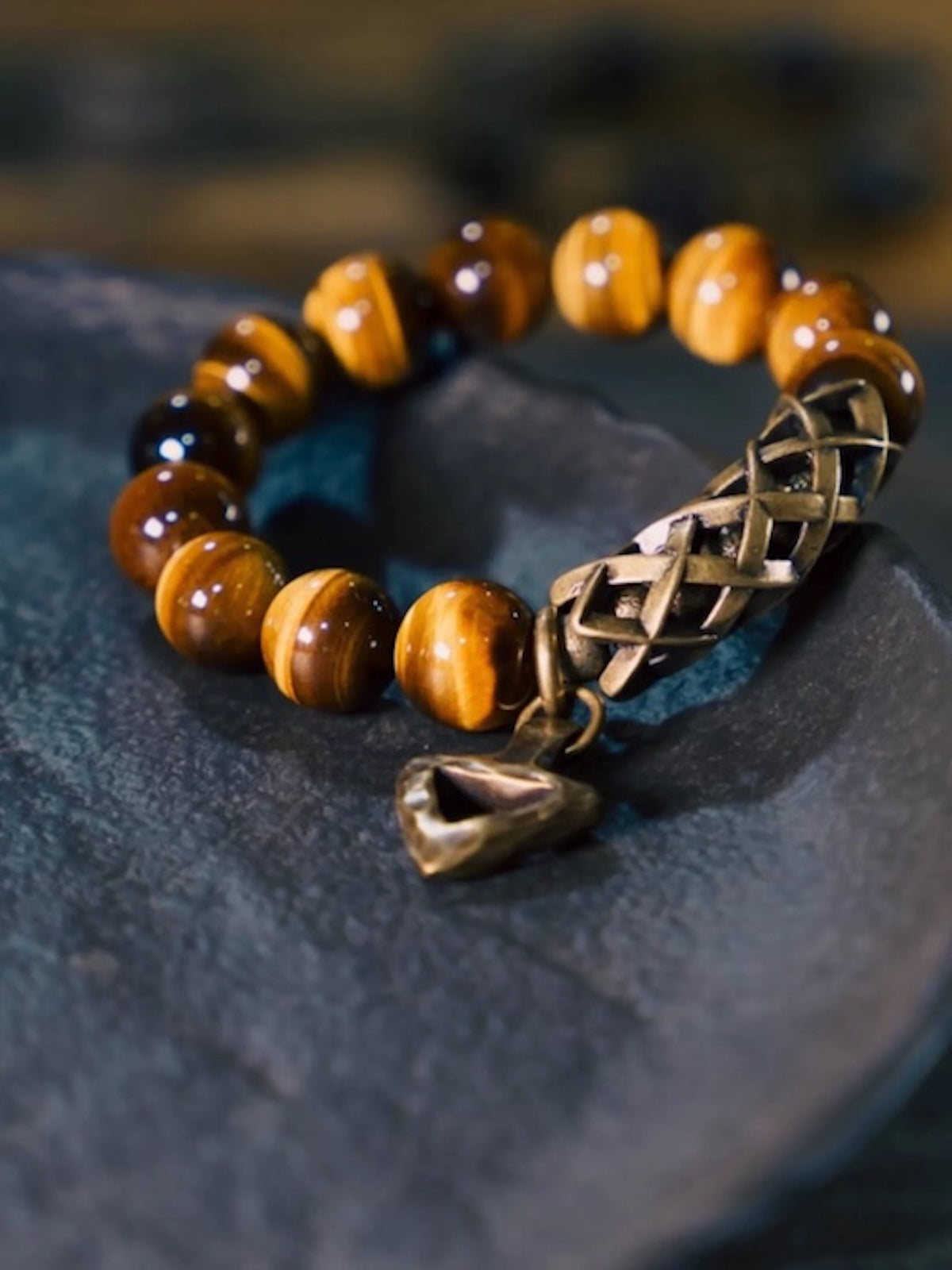 Unique Tiger's Eye Stone Bracelet