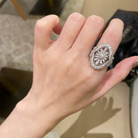 Royal Style One of A Kind Daisy Ring