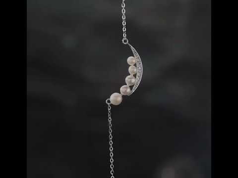 Elegant Smile Pearl Necklace