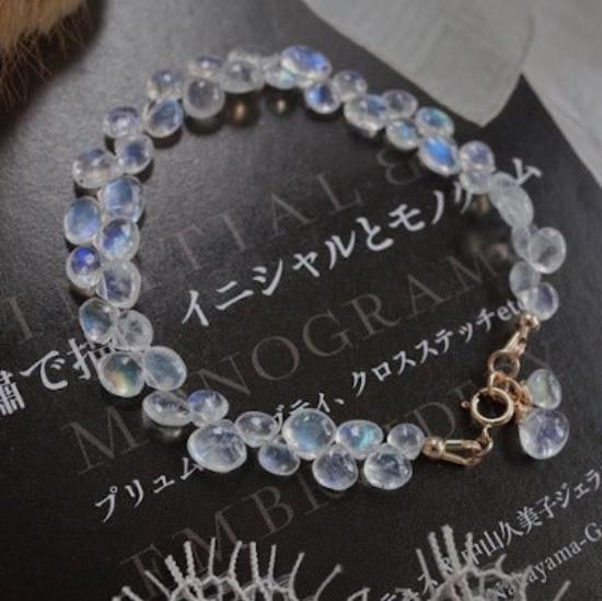 Sri Lanka Moonstone Waterdrop Beads Bracelet