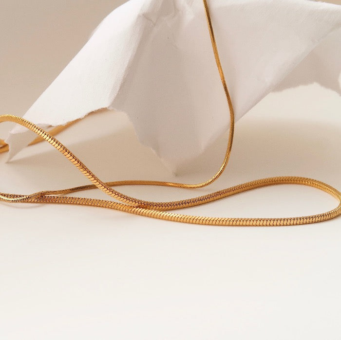 Herringbone Chain Slim Necklace